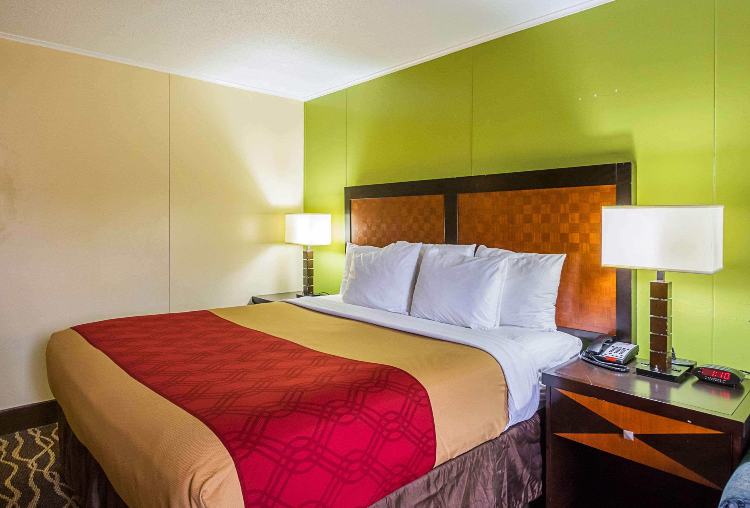 Econo Lodge Garden City Savannah Exterior foto