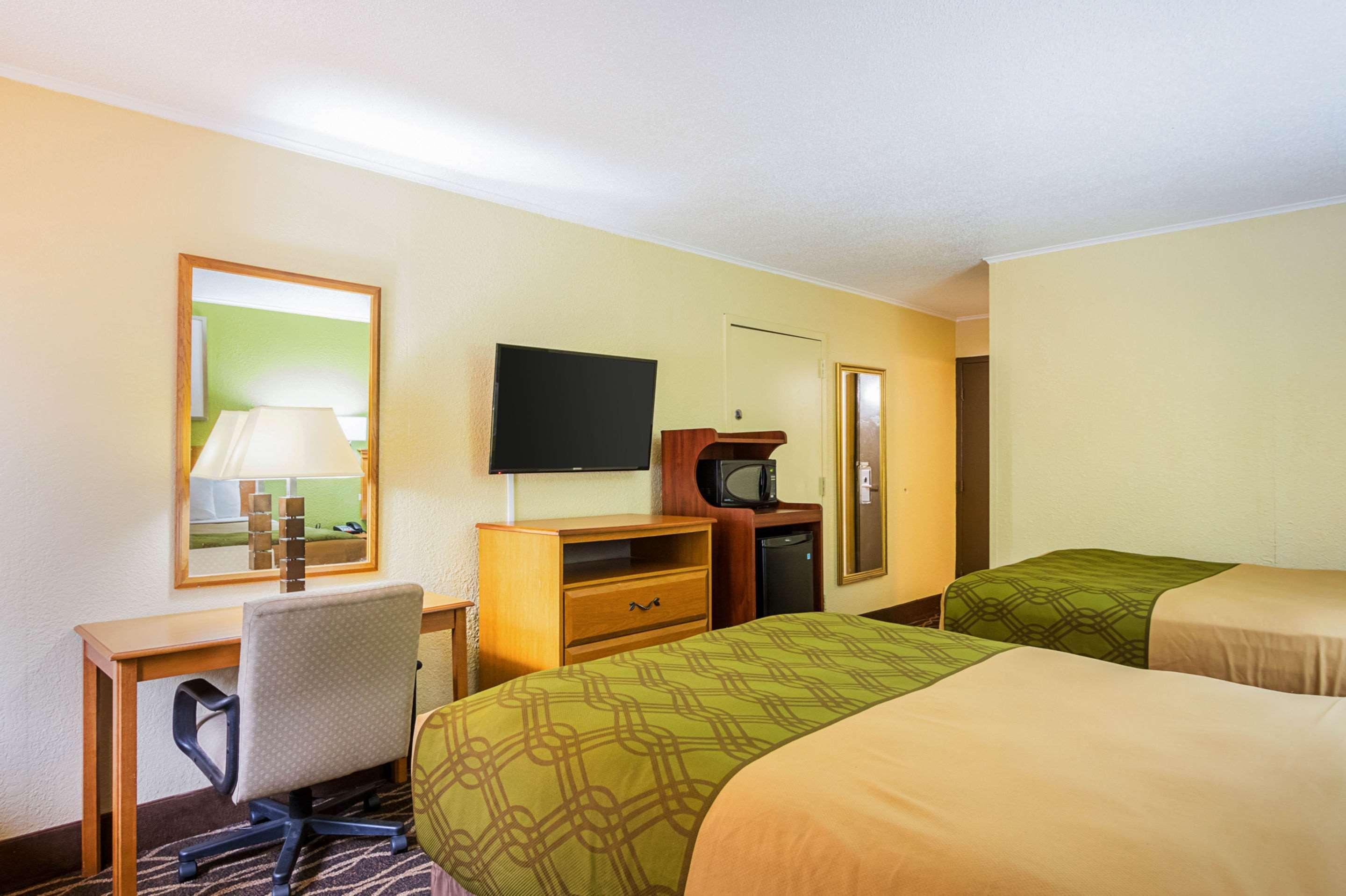 Econo Lodge Garden City Savannah Exterior foto