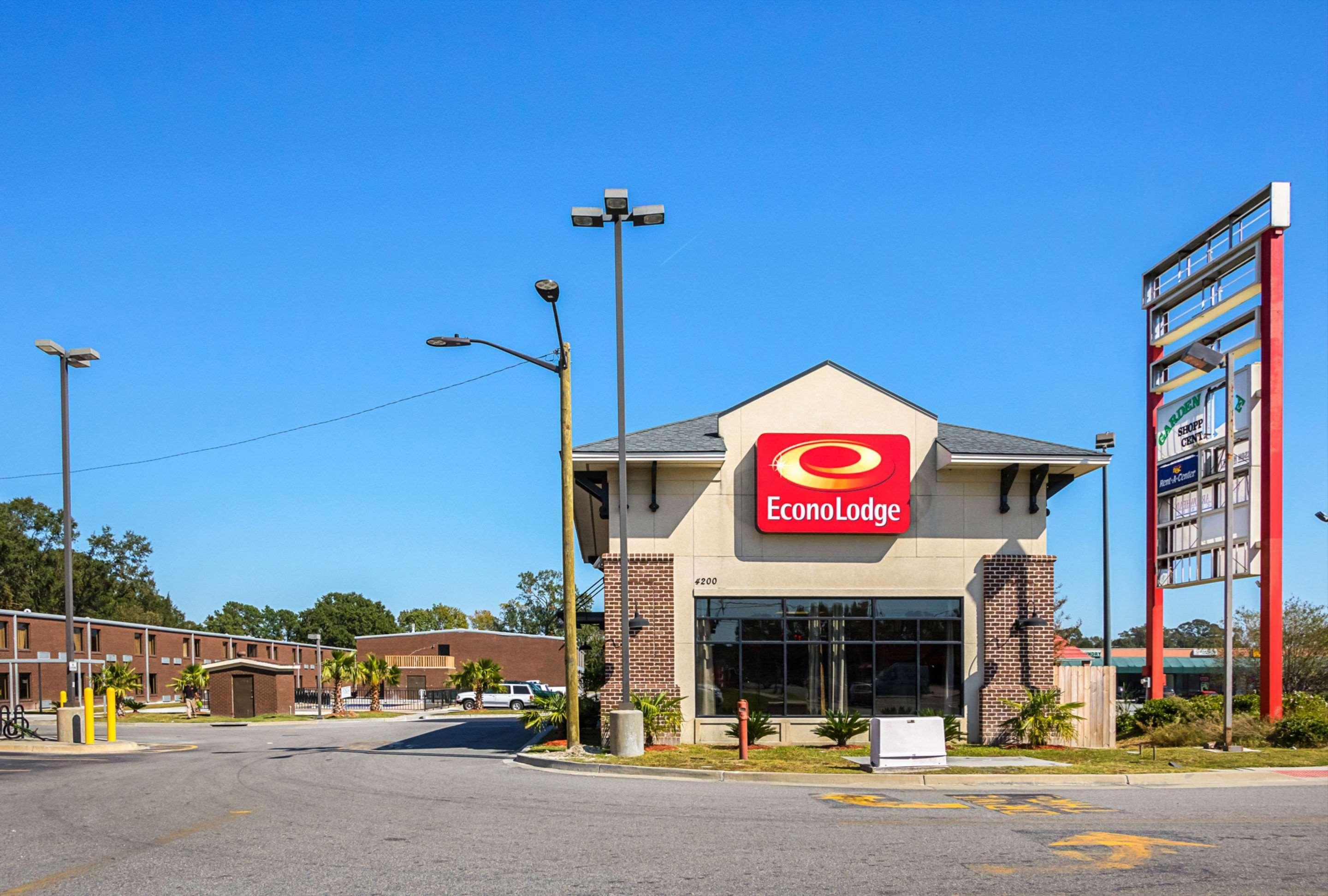 Econo Lodge Garden City Savannah Exterior foto