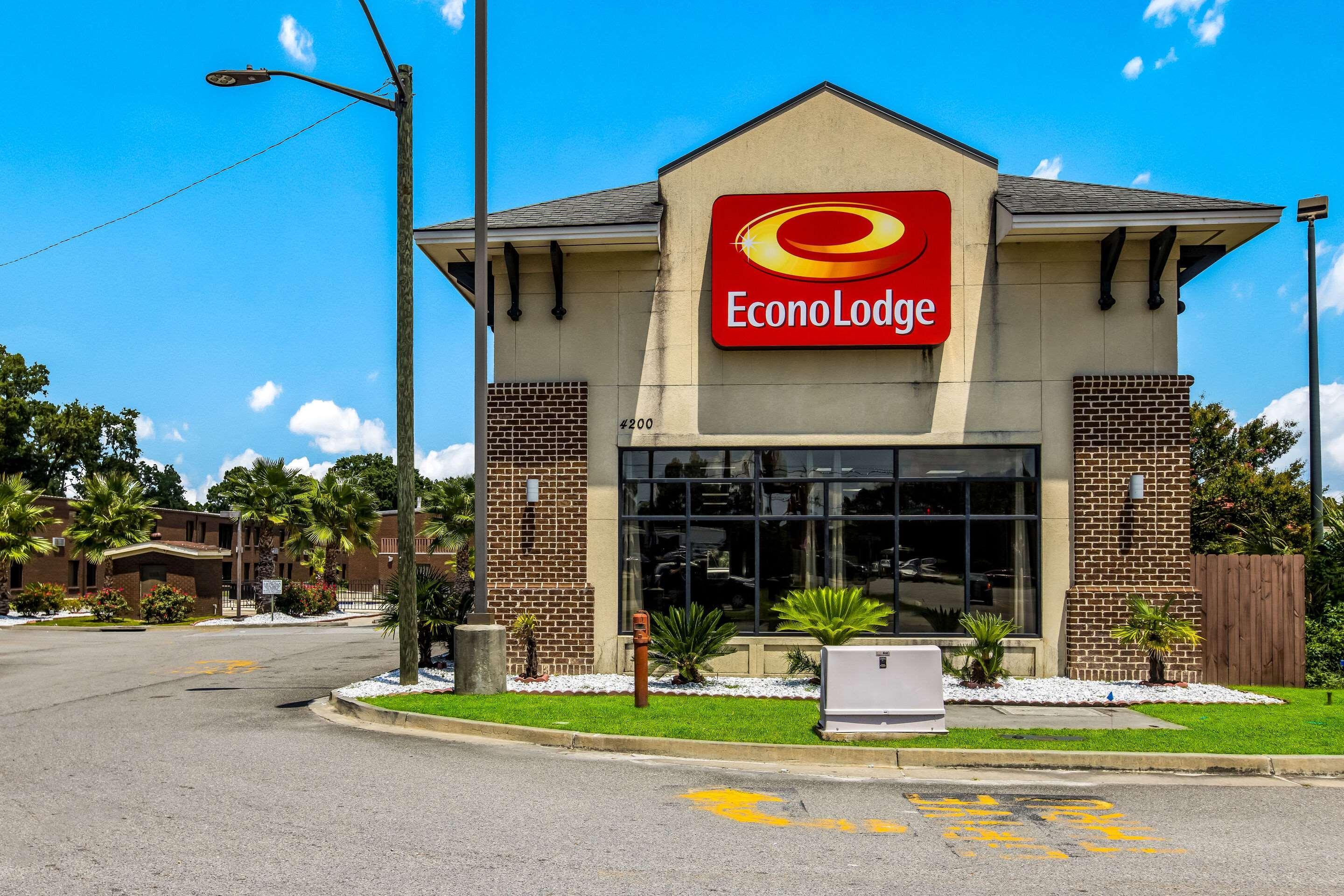 Econo Lodge Garden City Savannah Exterior foto