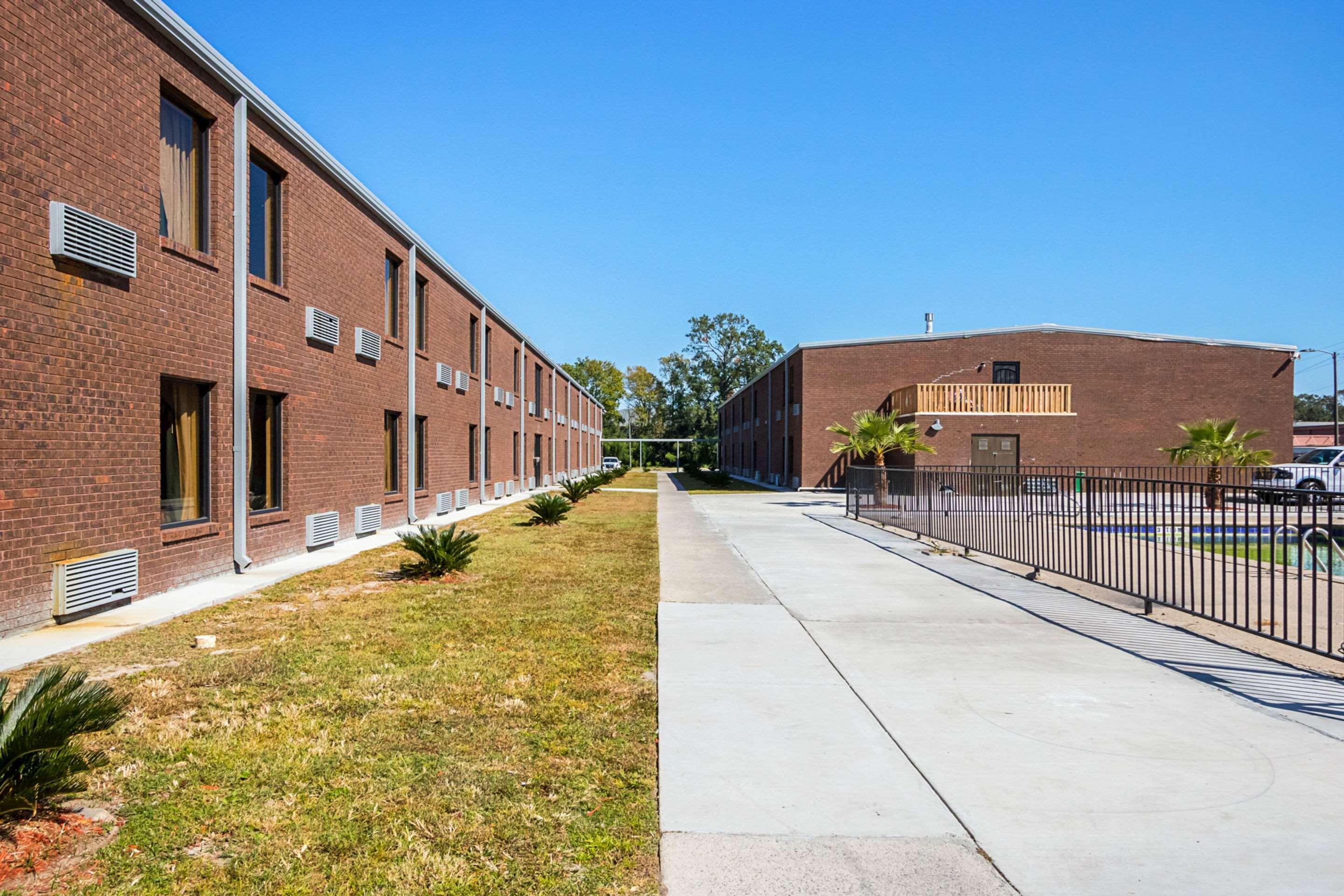 Econo Lodge Garden City Savannah Exterior foto